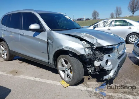 2017 BMW X3 xDrive28I z USA, uszkodzony, nr VIN 5UXWX9C55H0T07126